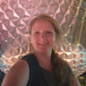 Meet your Posher, Whitney